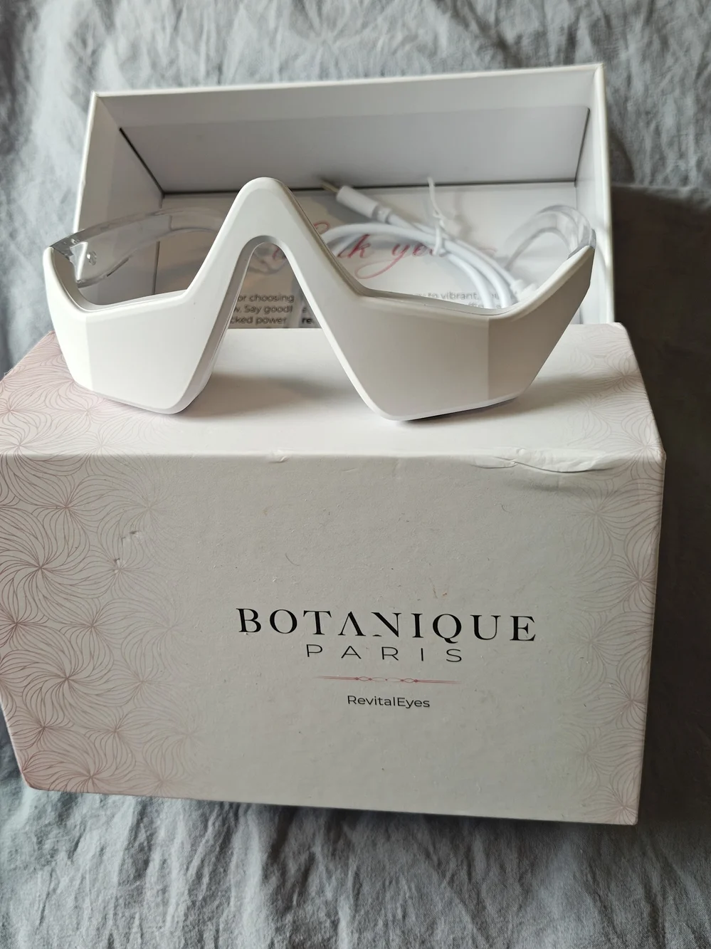 RevitalEyes White Eye Therapy Mask